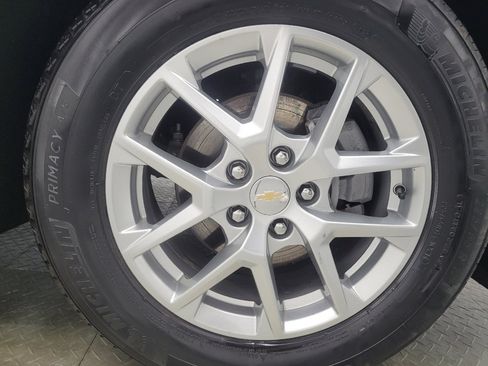 Used 2024 Chevrolet Equinox LT image 31