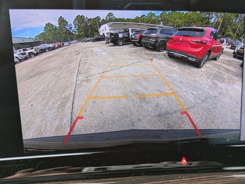 Used 2022 Cadillac Escalade Luxury image 14