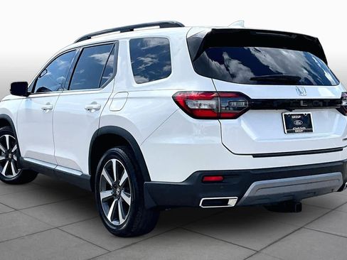 Used 2023 Honda Pilot Touring image 12