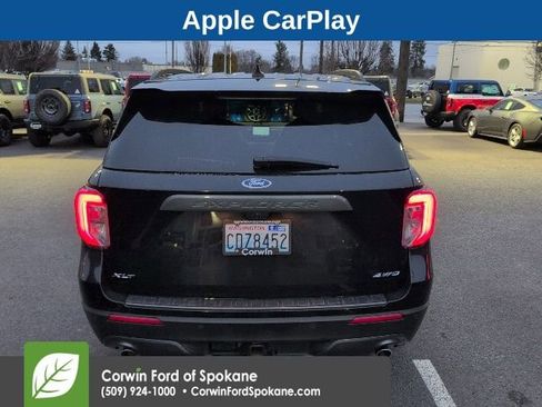 Used 2021 Ford Explorer XLT w/ Equipment Group 202A image 7