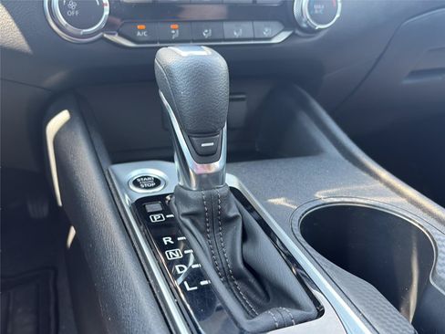 Used 2023 Nissan Altima 2.5 S FWD image 23