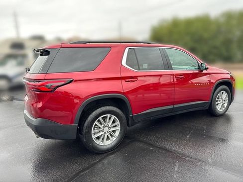 Used 2023 Chevrolet Traverse LT AWD/4WD image 5