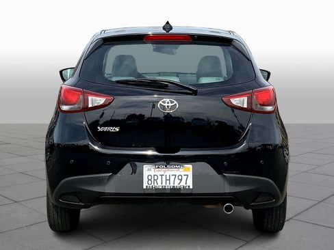 Certified 2020 Toyota Yaris LE image 4