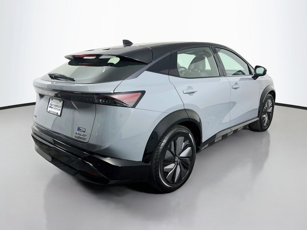 Used 2024 Nissan Ariya AWD image 7