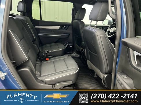 Used 2025 Buick Enclave Preferred w/ Power Package FWD image 13