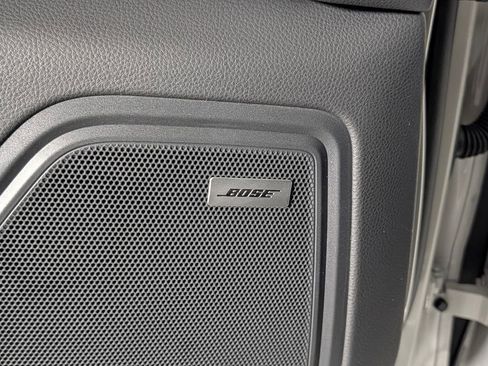 New 2026 Porsche Macan image 28