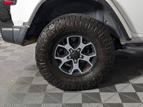 Used 2019 Jeep Wrangler Unlimited Rubicon AWD/4WD image 13