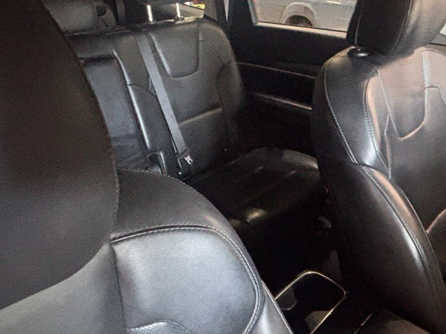 Used 2021 Kia Telluride LX FWD image 17