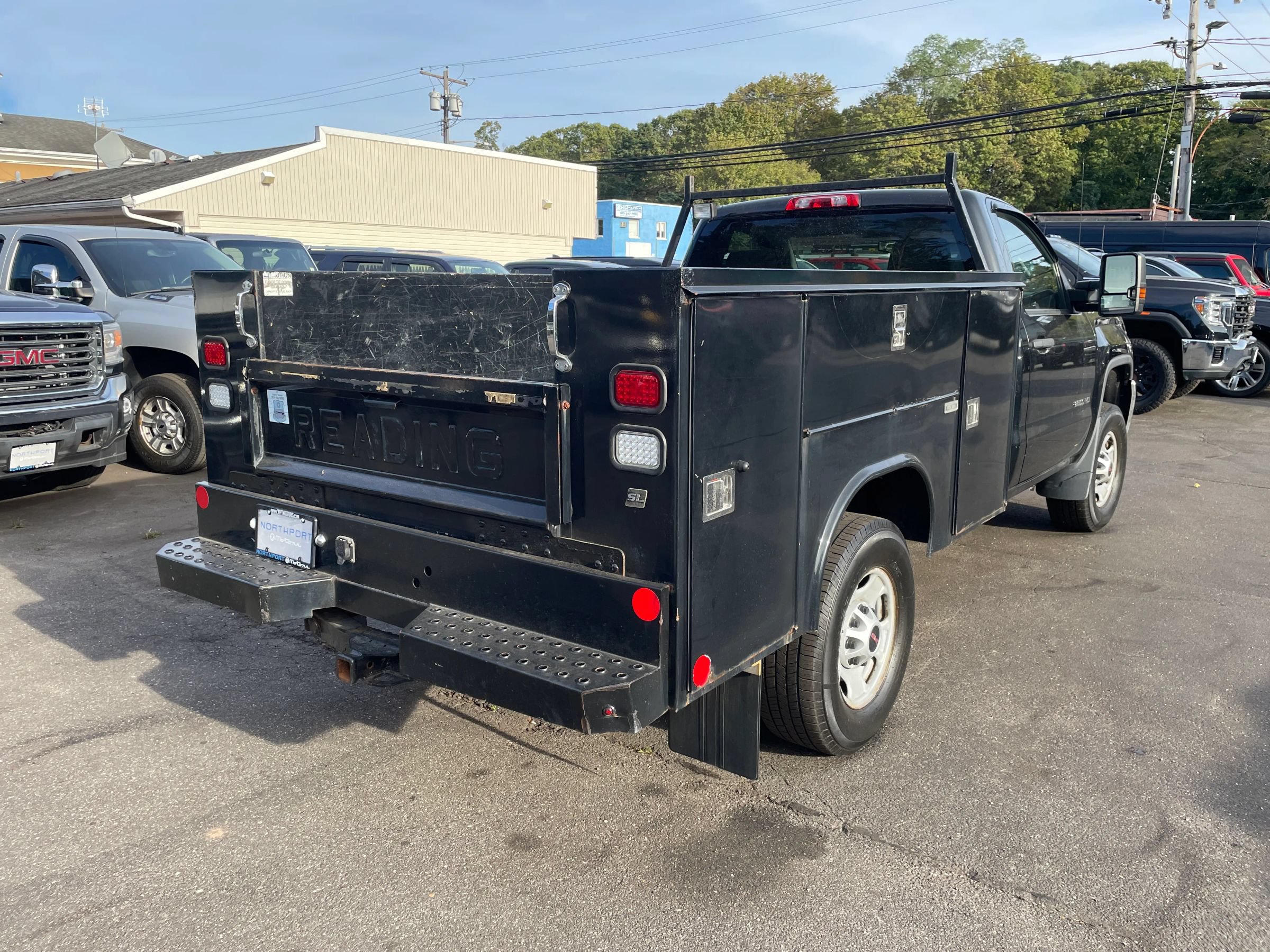 Used 2017 GMC Sierra 2500 4x4 Regular Cab w/ Sierra Convenience Package image 5