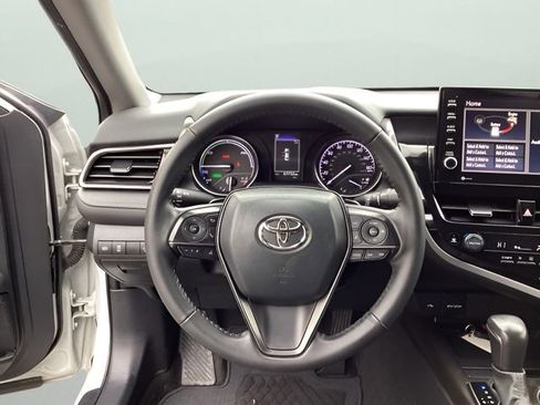 Used 2023 Toyota Camry SE w/ Audio Upgrade Package image 15