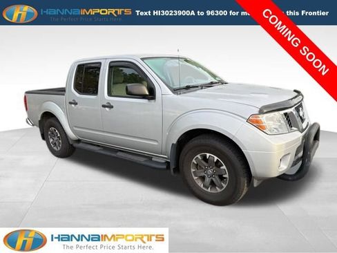 Used 2019 Nissan Frontier SV image 1