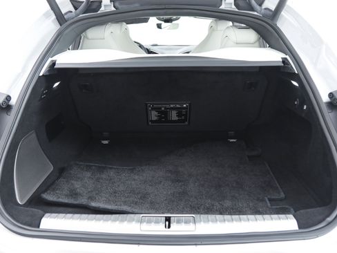 Certified 2024 Ferrari Purosangue image 37