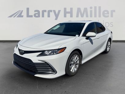 Used 2022 Toyota Camry LE w/ Carpet Mat Package (TMS)