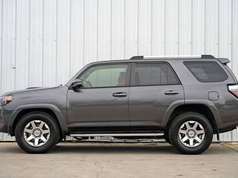 Used 2016 Toyota 4Runner Trail Premium image 8