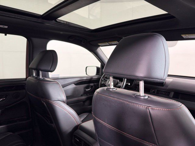 Used 2024 Honda Pilot TrailSport image 25