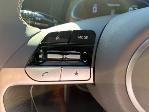 New 2025 Hyundai Elantra Sport image 17