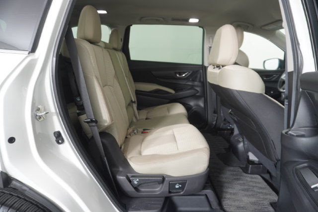 Used 2025 Subaru Ascent Premium AWD/4WD image 39