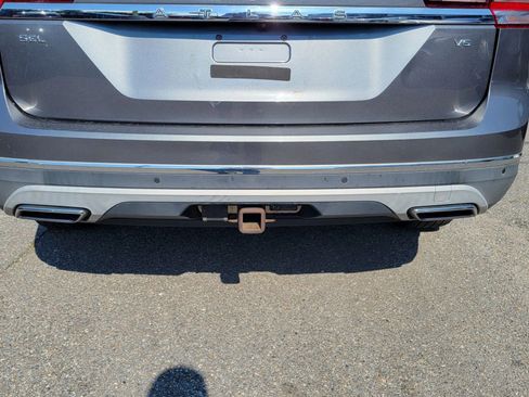 Used 2018 Volkswagen Atlas SEL FWD image 3