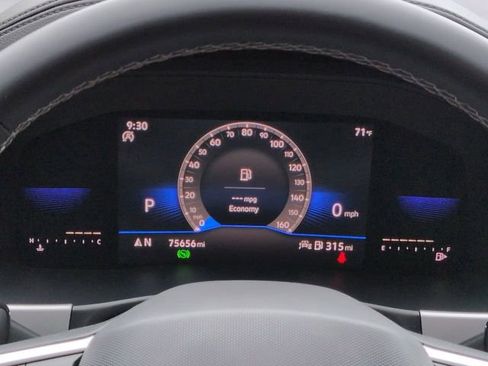 Used 2022 Volkswagen Atlas Cross Sport SE w/ Black Wheel Package image 26