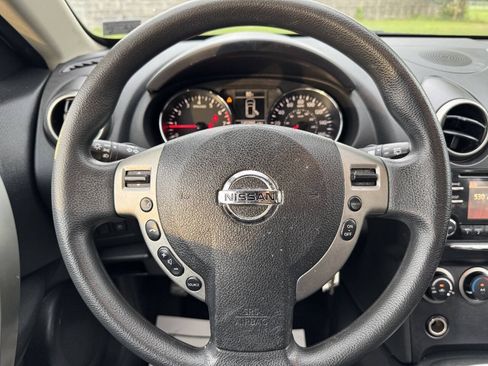 Used 2015 Nissan Rogue S w/ Convenience Package AWD/4WD image 17