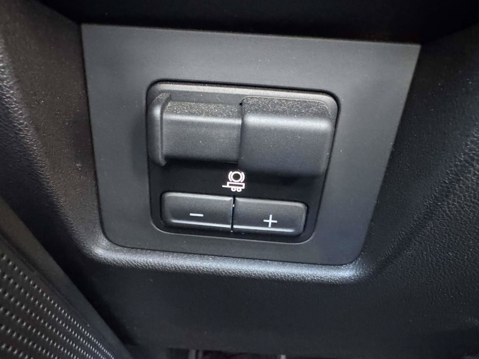 Used 2023 Chevrolet Colorado ZR2 w/ ZR2 Convenience Package III AWD/4WD image 39