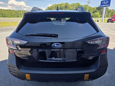 Used 2024 Subaru Outback Wilderness image 7