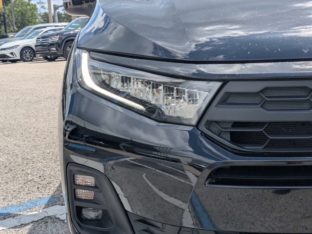 Used 2025 Honda Odyssey EX-L image 10
