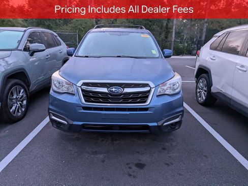 Used 2017 Subaru Forester 2.5i Premium w/ All-Weather Package AWD/4WD image 2