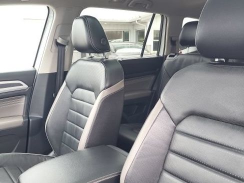 Used 2023 Volkswagen Atlas SEL Premium AWD/4WD image 6