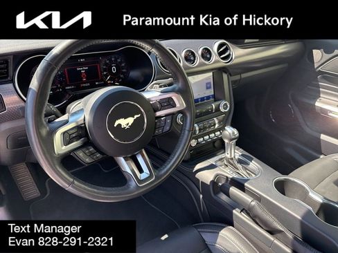 Used 2019 Ford Mustang GT Premium w/ GT Performance Package RWD image 18
