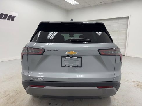 New 2026 Chevrolet Equinox LT w/ LPO, Floor Liner Package image 6