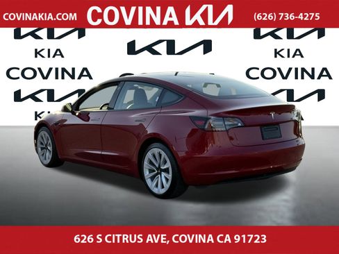 Used 2021 Tesla Model 3 Standard Range Plus image 5