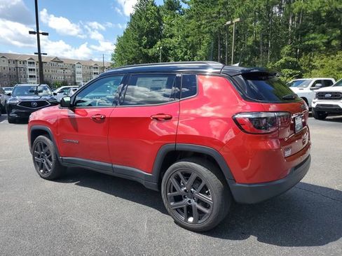 New 2025 Jeep Compass Limited w/ Sun & Sound Group image 4