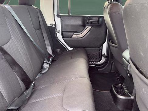 Used 2013 Jeep Wrangler Unlimited Sport image 18