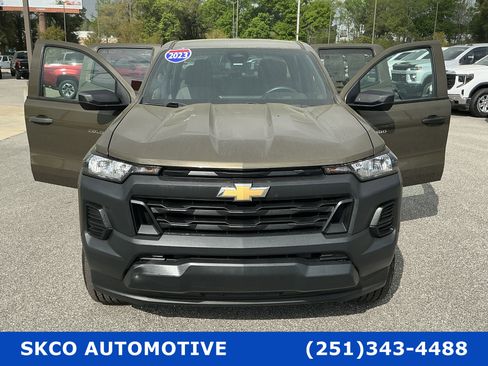 Used 2023 Chevrolet Colorado W/T RWD image 34