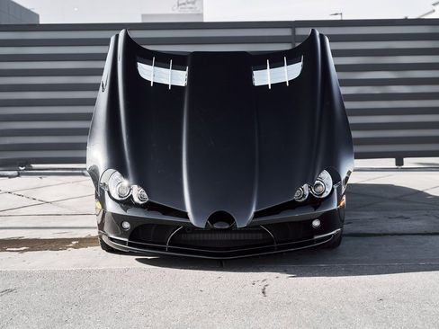 Used 2006 Mercedes-Benz SLR image 18