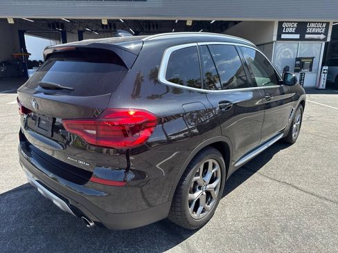 Used 2021 BMW X3 xDrive30e w/ Premium Package AWD/4WD image 5
