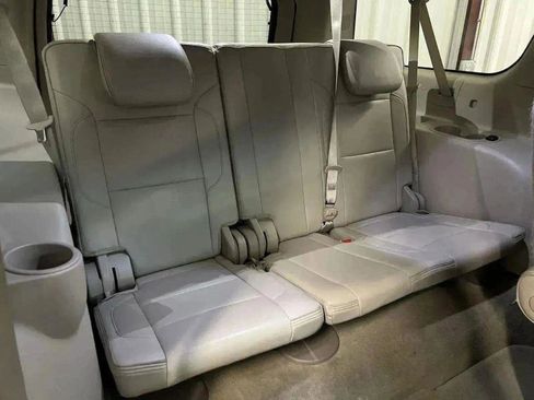 Used 2016 GMC Yukon XL Denali w/ Open Road Package image 32