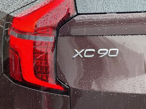 New 2026 Volvo XC90 T8 Ultra w/ Lounge Package AWD/4WD image 12