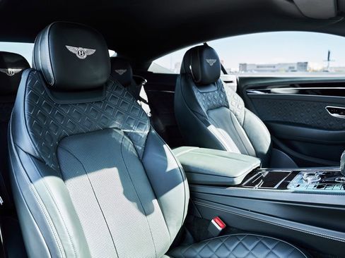 Used 2020 Bentley Continental GT AWD/4WD image 36