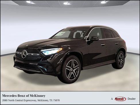 Used 2026 Mercedes-Benz GLC 300 image 1