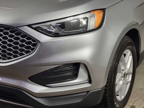 Certified 2023 Ford Edge SEL AWD/4WD image 9
