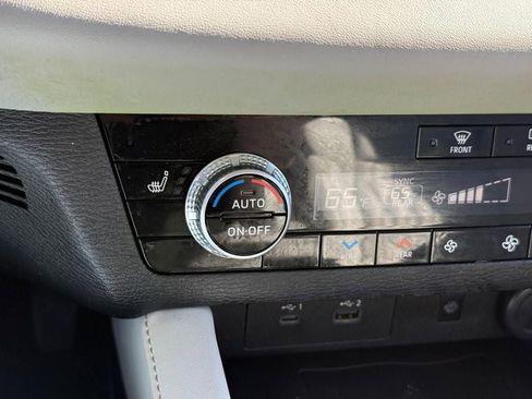 Used 2022 Mitsubishi Outlander SEL FWD image 19