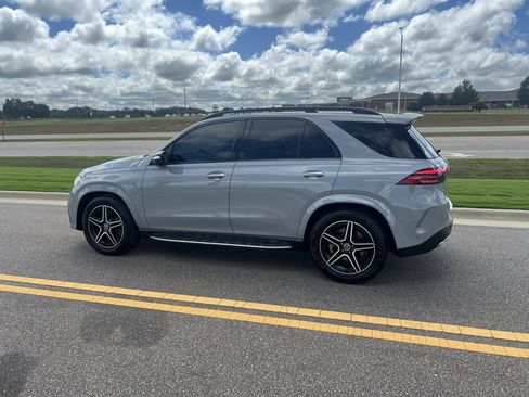 Used 2024 Mercedes-Benz GLE 450 4MATIC image 11