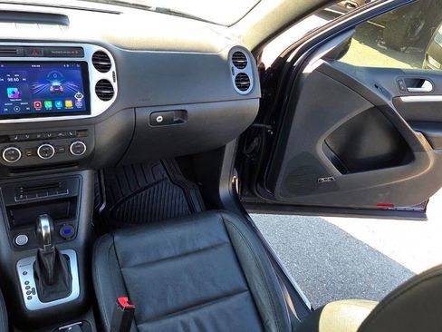 Used 2014 Volkswagen Tiguan R-Line image 32