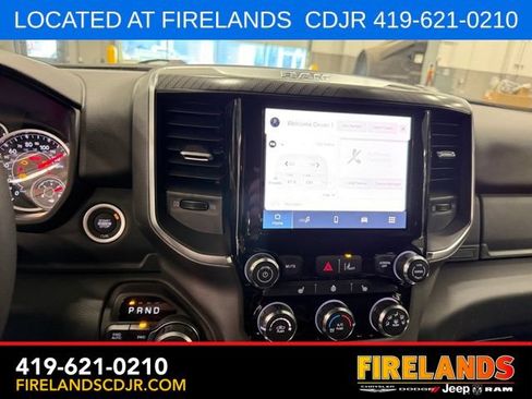 New 2026 RAM 1500 Big Horn AWD/4WD image 15