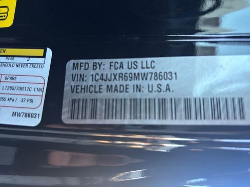 Used 2021 Jeep Wrangler Unlimited Rubicon 4xe w/ Cold Weather Group image 68