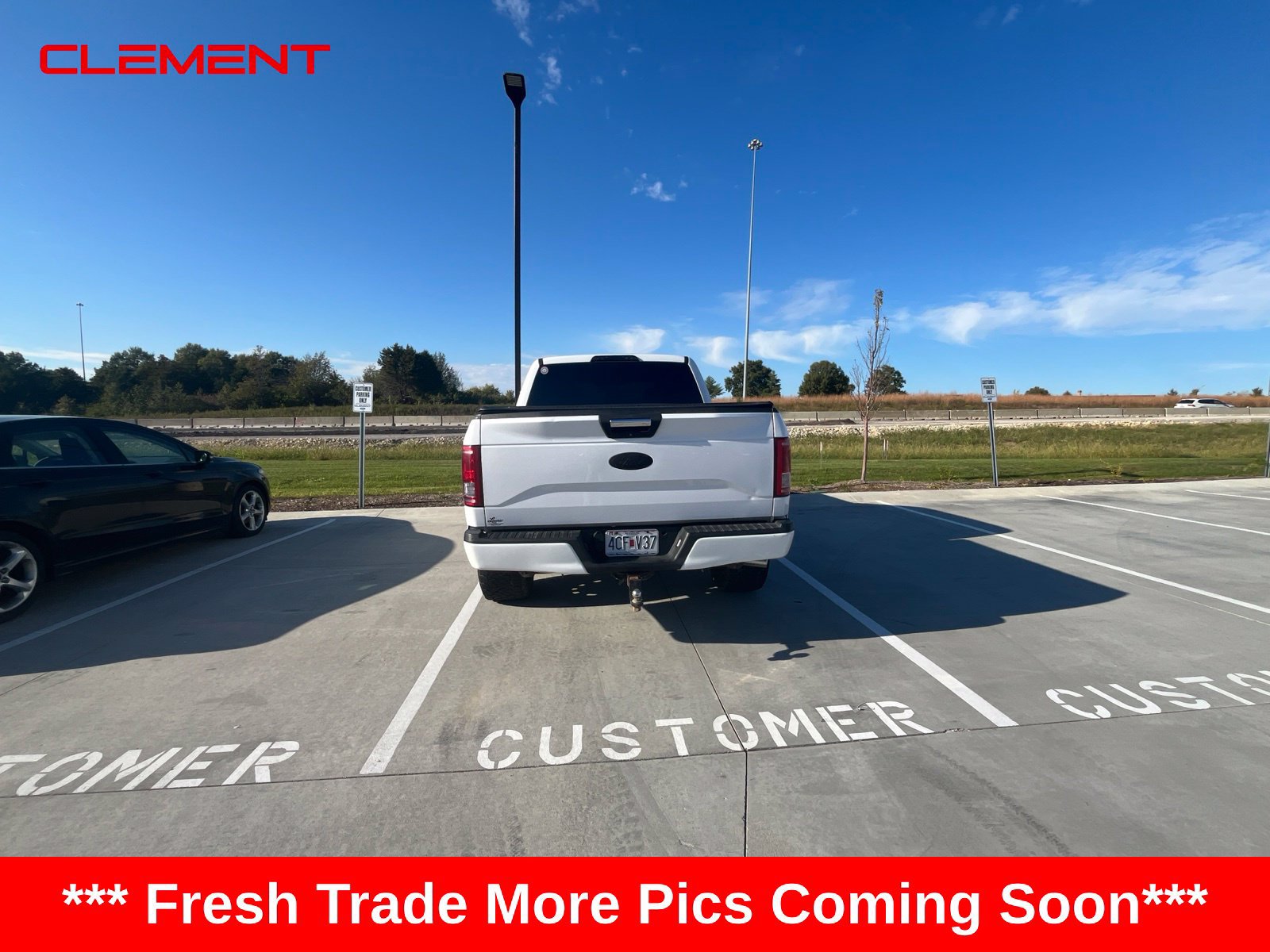 Used 2015 Ford F150 XLT w/ Equipment Group 301A Mid AWD/4WD image 3
