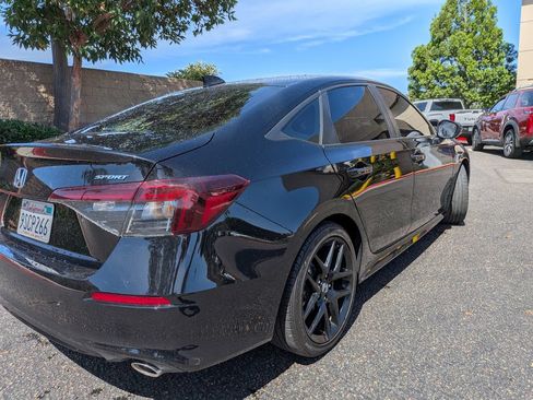 Used 2025 Honda Civic Sport image 8