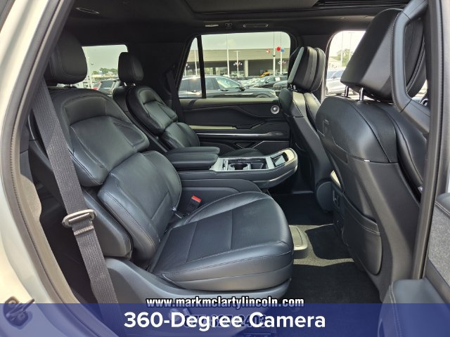 New 2027 Lincoln Navigator Reserve w/ Jet Appearance Package AWD/4WD image 15